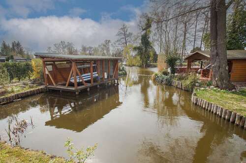 Garten mit Wasserzugang - 