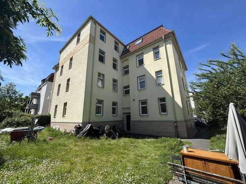 Rückansicht + Garten - Etagenwohnung mit 54,07 m² in Leipzig zum Kaufen