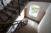 Podest mit Abstellkammern - Mehrfamilienhaus, Wohnhaus in Chemnitz