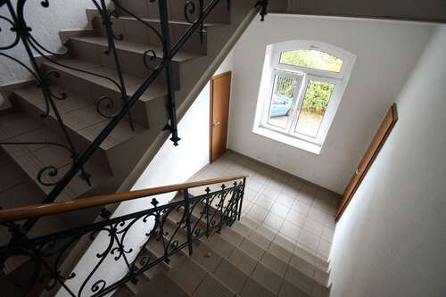 Podest mit Abstellkammern - Mehrfamilienhaus, Wohnhaus in Chemnitz