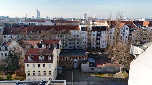 Drohne - Citylage in Leipzig, Neubau von 19 Wohnungen und 3 Stadthäusern im san. Altbau, Denkmal-AfA möglich!