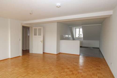 Wohnküche - 3 Zimmer Dachgeschoßwohnung zum Kaufen in Leipzig