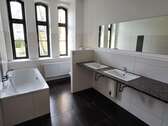 Bad - 4- Zimmerwohnung mit 134,00 m² in Leipzig zum Kaufen