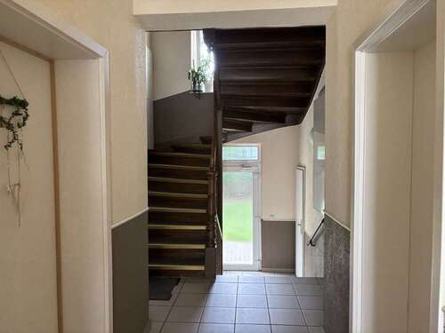 Treppenhaus - +++ 2-Raum, bezugsfrei in bester Lage in Alt - Lindenau +++