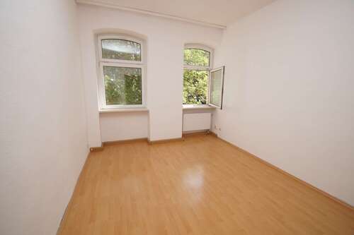 Schlafzimmer - 3 Zimmer Etagenwohnung zum Kaufen in Erfurt