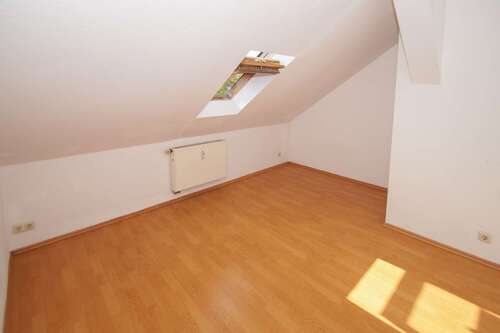 Referenzfoto WE 11 - 1.5 Zimmer Dachgeschoßwohnung zum Kaufen in Erfurt