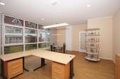Raum - 