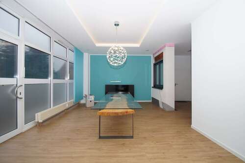 Raum - 