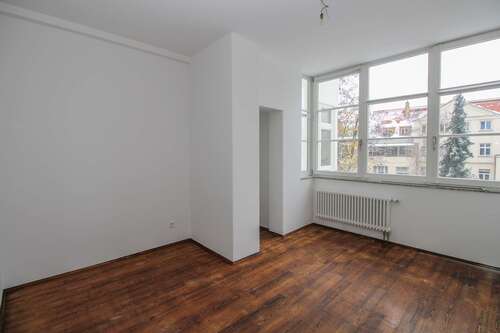 Wohnraum 1. OG - Einfamilienhaus mit 390,00 m² in Leipzig zum Kaufen