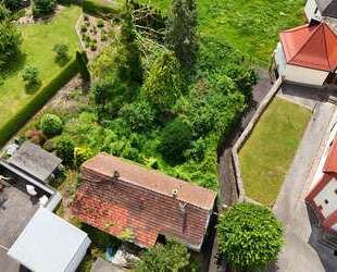 Freistehendes,unsaniertes Einfamilienhaus mit Entwicklungspotenzial und großem Grundstück!! - Eiterfeld Bundesweit - Hessen - Fulda - Eiterfeld