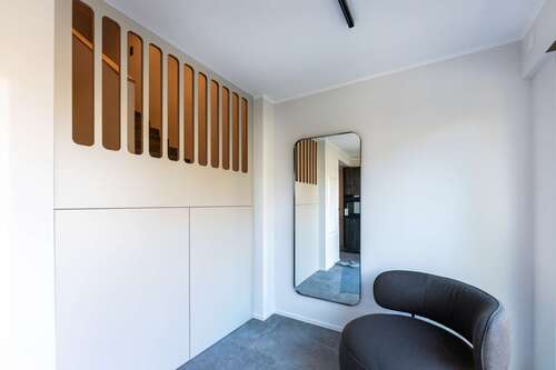 Aufenthaltsbereich Eingang - 4 Zimmer Etagenwohnung in Leipzig