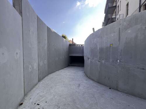 Tiefgaragenzufahrt - Etagenwohnung mit 129,60 m² in Leipzig zum Kaufen