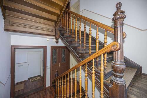 Treppenhaus - Etagenwohnung mit 82,07 m² in Leipzig zum Kaufen