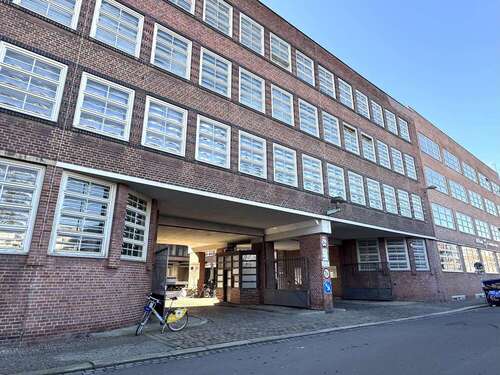 Einfahrt - Büro in Leipzig zur Miete