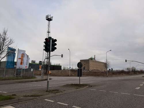 Zuwegung zu Tedox - Gewerbeobjekt (Büro, Produktion, Verkauf) in Halle (Saale) zum Kaufen