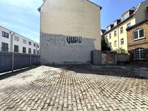 Stellplätze 1-3 - Garage, Stellplatz zur Miete in Leipzig