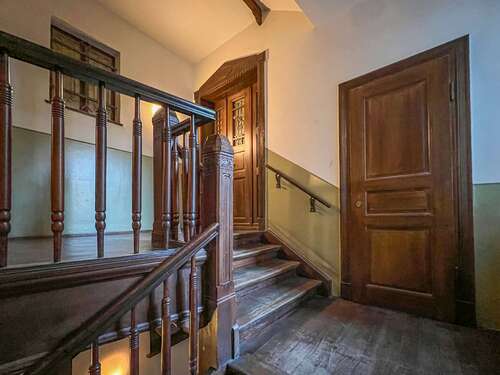 Treppenhaus - Etagenwohnung mit 78,60 m² in Leipzig zum Kaufen