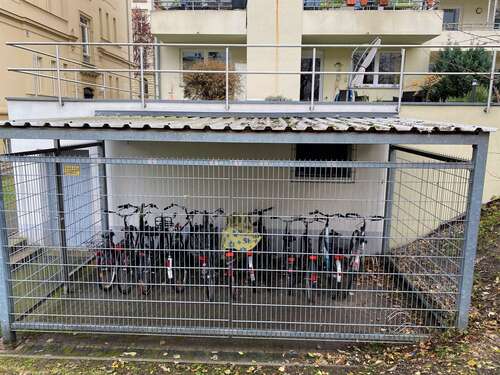 Abgeschlossener Fahrrad-Carport - 