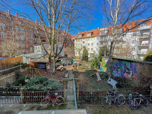 Hinterhof - 