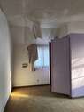 Zimmer sanierungsbedürftig - 