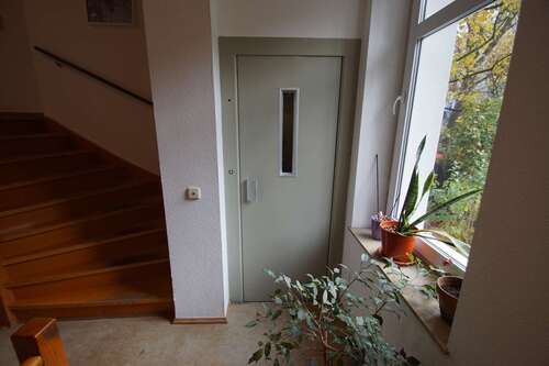 Aufzug - 3 Zimmer Erdgeschoßwohnung in Leipzig
