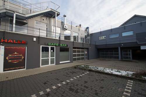 Stellplätze vor dem Gewerbe - Büro in Dessau-Roßlau zur Miete