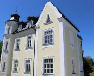 Historische Villa in den Ausläufen der Fränkischen Alb als Wohntraum oder Ferienhausvermietung - Neukirchen bei Sulzbach-Rosenberg Bundesweit - Bayern - Amberg-Sulzbach - Neukirchen