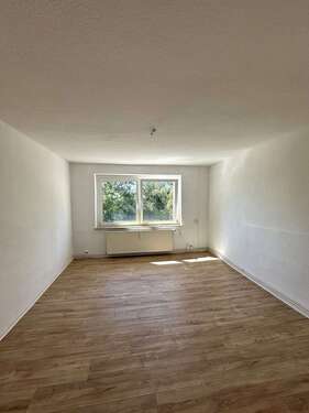 83_1.OG rechts WZ - 3 Zimmer Etagenwohnung zur Miete in Aschersleben