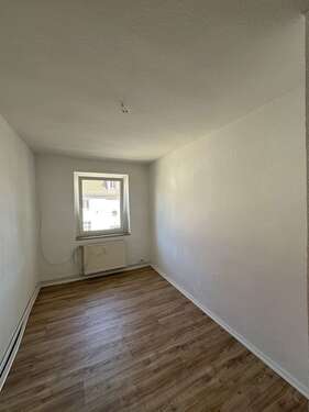 83_1.OG rechts Arbeitszimmer - Etagenwohnung mit 59,22 m² in Aschersleben zur Miete