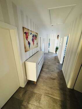 Flur - 5 Zimmer Einfamilienhaus in Wiedemar