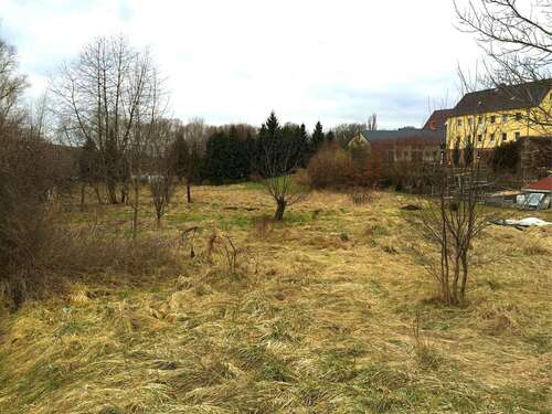 551530-kurz#Blick aufs Baugrundstück - Grundstück zum Kaufen in Stößen