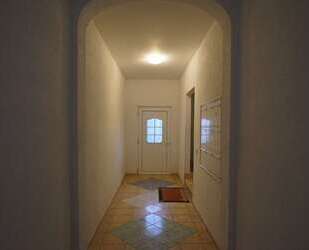 Charakterstarkes Wohnensemble mit Balkonen und Stellplätzen - Altenburg Bundesweit - Thüringen - Altenburger Land - Altenb