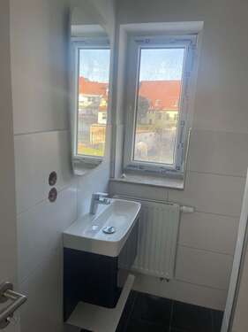 Gäste WC mit Dusche - 