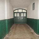Hauseingang - Kapitalanlage: Immobilieneigentümer für ca. 200 EURMonat
