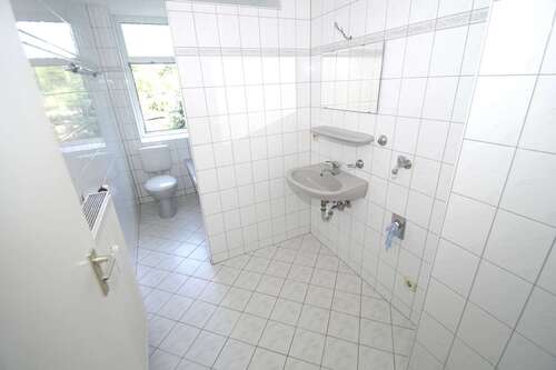 Referenz Bad - Etagenwohnung mit 146,84 m² in Leipzig zum Kaufen