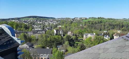 Ausblick - saniertes Mehrfamilienhaus in zentraler Lage - Faktor 11