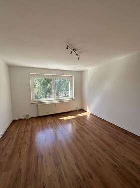 87_1.OG links SZ - 3 Zimmer Etagenwohnung in Aschersleben