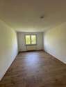 89_1.OG links SZ - Etagenwohnung mit 61,38 m² in Aschersleben zur Miete