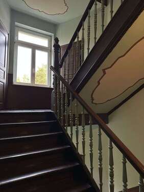 Treppenhaus - 3 Zimmer Etagenwohnung in Leipzig