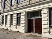 Hauseingang - Wohn- & Geschäftshaus zum Kaufen in Magdeburg