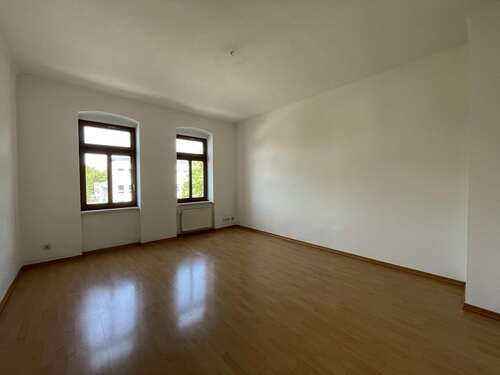 Wohnzimmer - 3 Zimmer Etagenwohnung zur Miete in Chemnitz