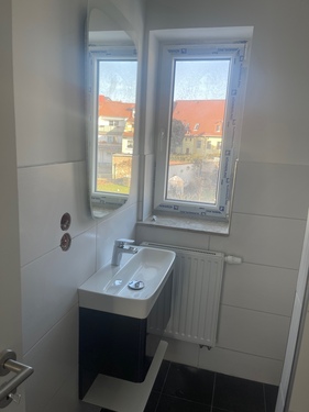 Gäste WC mit Dusche - 