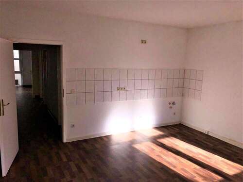 Küche - Erdgeschoßwohnung mit 80,00 m² in Leipzig zum Kaufen