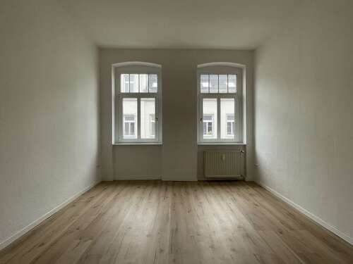Schlafzimmer - Liebhaber aufgepasst- Sanierte 3-Raumwohnung mit Einbauküche und historischen Öfen!
