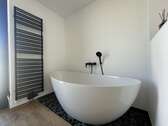 freistehende Badewanne - 