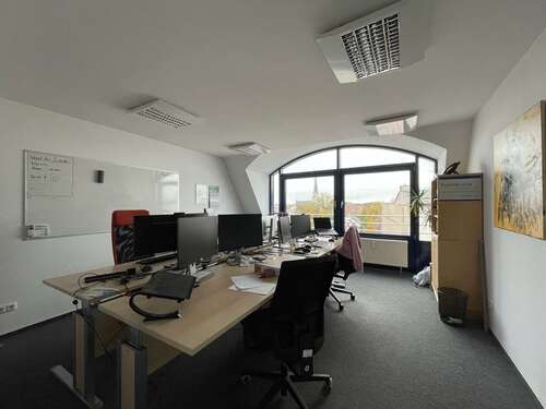 Büro - Flexible Büroeinheit mit 380 m² direkt an der Großen Diesdorfer Straße!