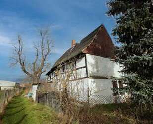 Ruhiger Dreiseitenhof mit Entwicklungspotenzial in Pegau