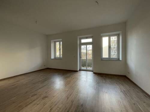 Wohnzimmer - 2 Zimmer Etagenwohnung in Chemnitz