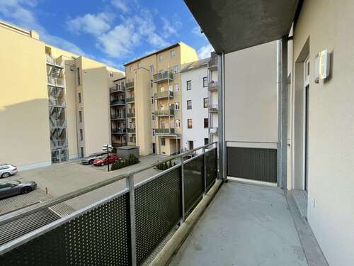 Balkon - Sanierte 2 Raumwohnung mit Balkon + Stellplatz am Brühl!