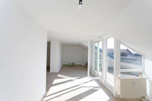 Wohnbereich - Dachgeschoßwohnung mit 73,69 m² in Leipzig zum Kaufen